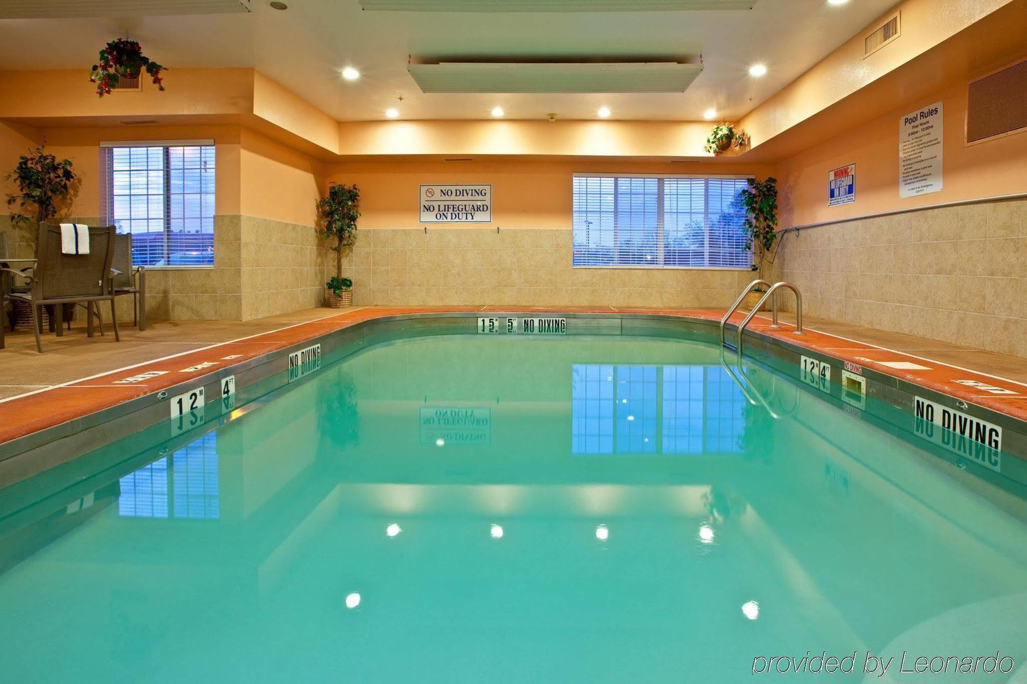 Holiday Inn Express & Suites Harrison By Ihg Instalações foto